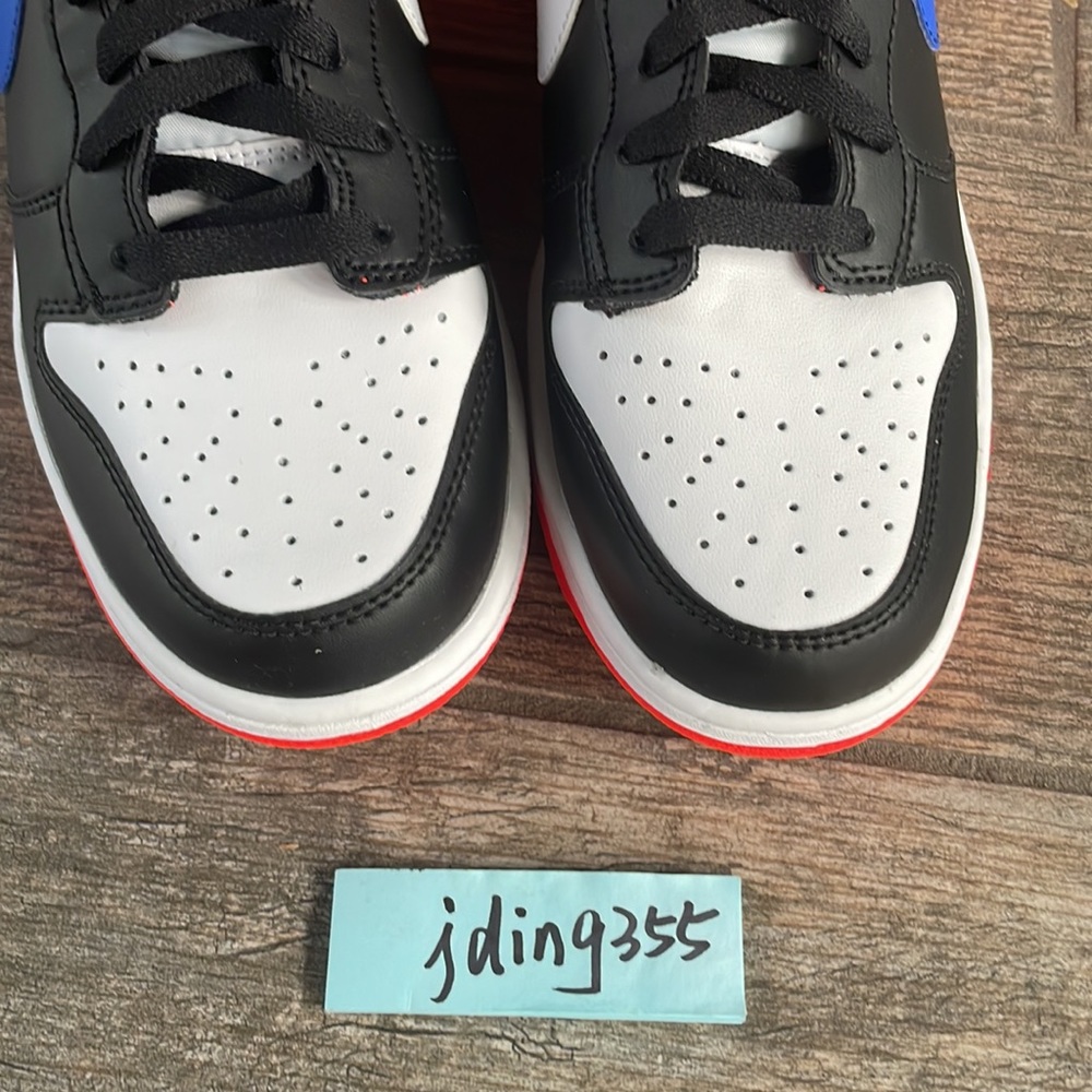 Nike Dunk Hi Youth/Women’s Sneakers - Picture 3 of 8